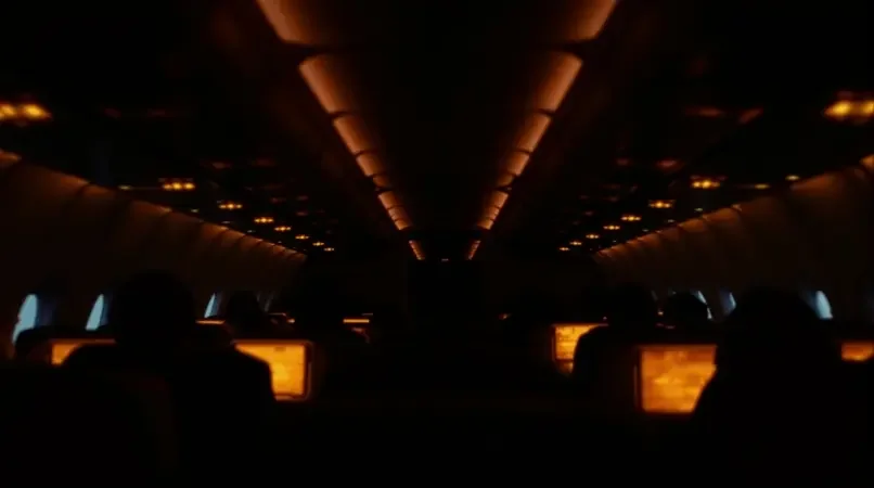 红眼航班 - 高空悬疑 - 蓝莓视频